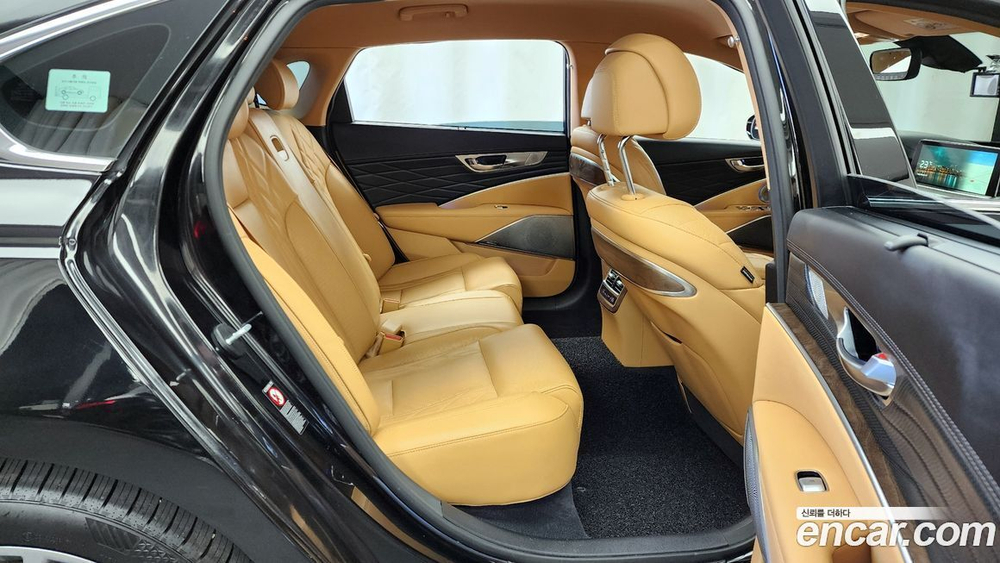 Kia The K9 (Quoris/K900) 3.3 T-GDI AWD (11.2020)