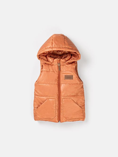 Жилет со съемным капюшоном 