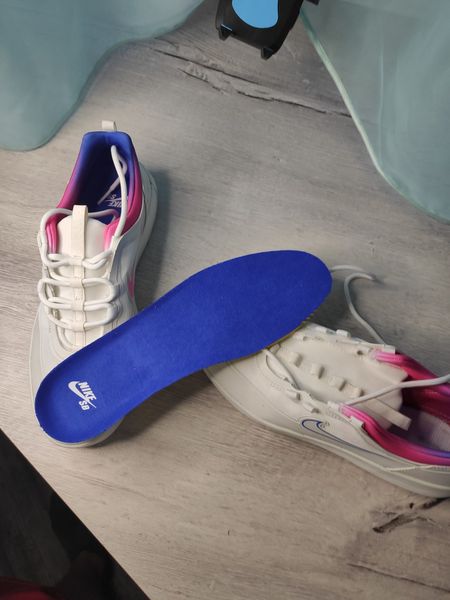 Nike Nyjah 2: новая версия скейтовых кроссовок от Найджи со старой подошвой Free