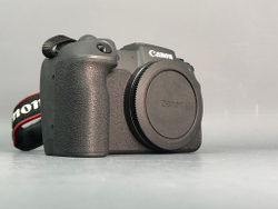 Canon EOS RP 1.300 кадров