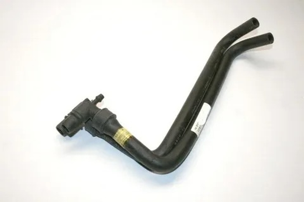 Шланг радиатора печки (LBA8108600C1)