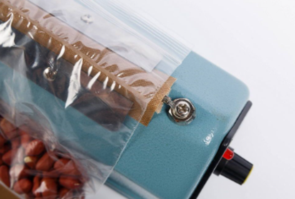 Запайщик пакетов Hualian Machinery FS-200 IRON LOW COST