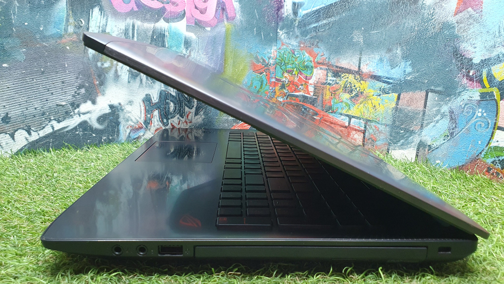 Игровой ASUS i5-6/8Gb/GTX 960M 4Gb/FHD/ROG GL552VW-CN926T [90nb09i3-m12350]/Windows 10