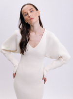 Платье макси с вырезом