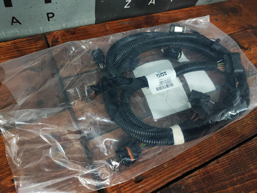 Проводка переднего бампера Opel Zafira B 05-14 Новое Оригинал 13260836