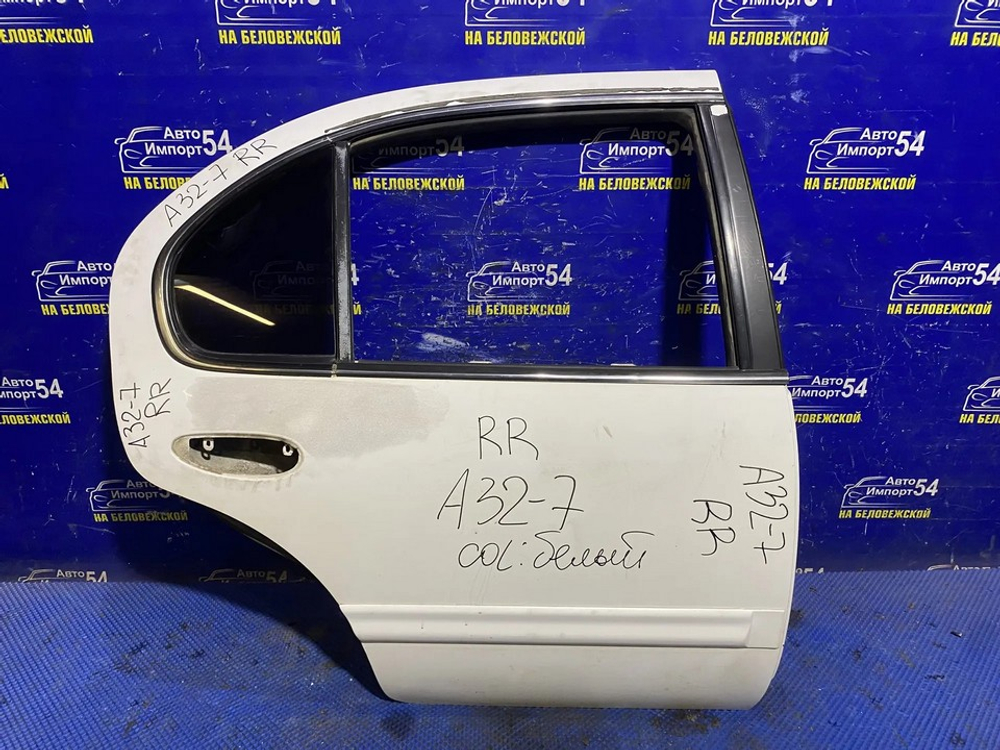Дверь задняя правая NISSAN CEFIRO 1995