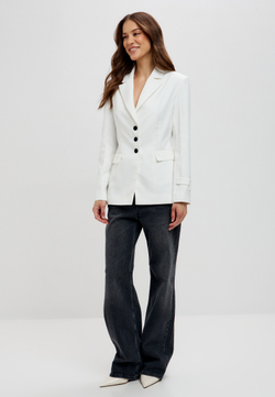 Приталенный жакет