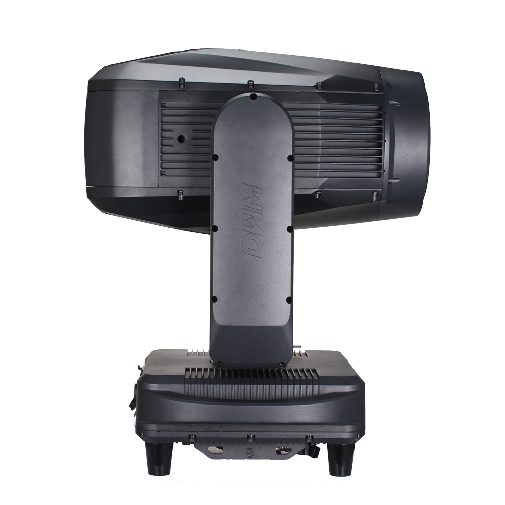 Quatro blade LE1200 BSWF — гибридная вращающаяся голова 1200 Вт Moving Head с системой профилирования и зумом 4°–50°