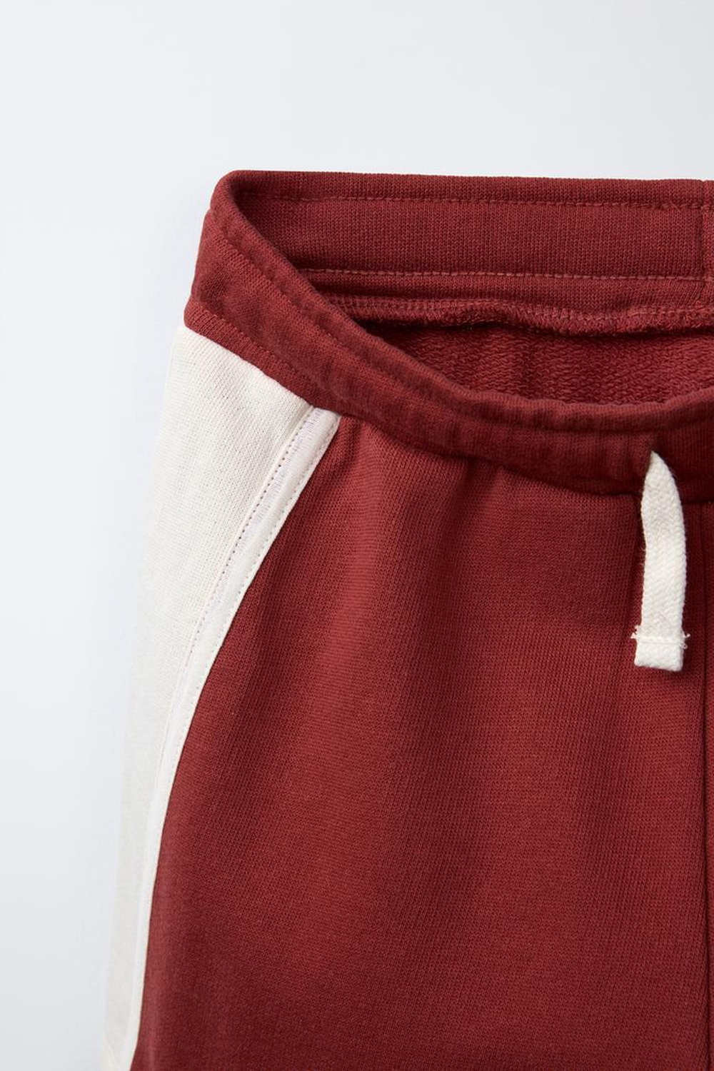 ZARA ШОРТЫ ИЗ МЯГКОЙ ТКАНИ С ВЫШИВКОЙ, БУРГУНДИ