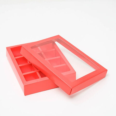 Коробка для конфет 16 ячеек с окном, белая 180х180х30 мм