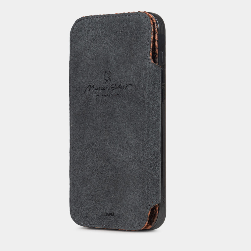 Чехол-книжка кожаная для iPhone 16 Pro, питон цвета коньяк