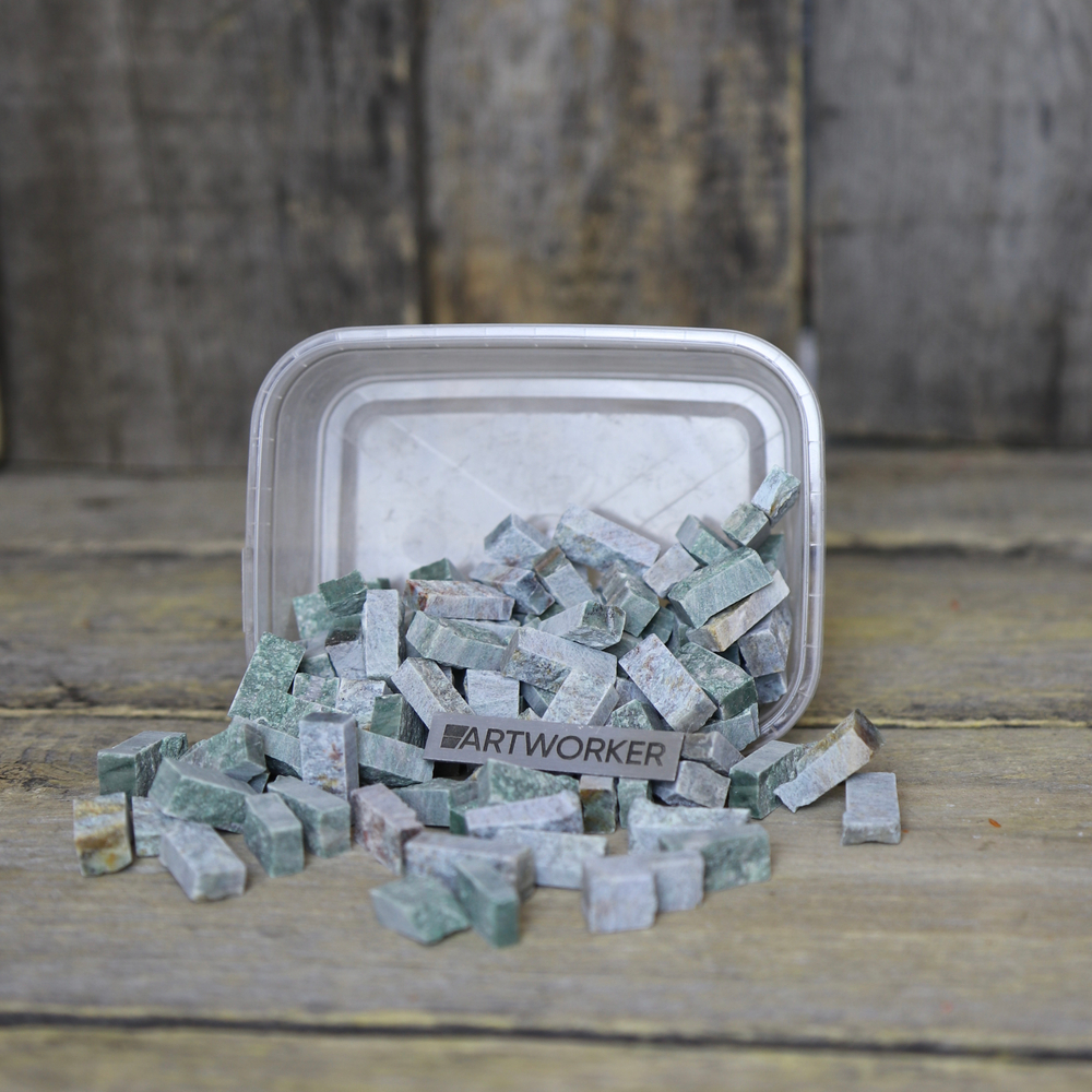 Колотый натуральный камень NS270, 350гр