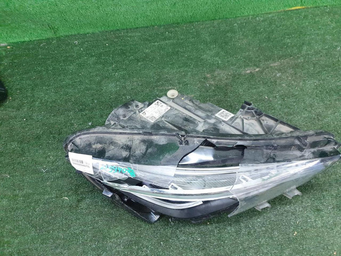 Битая Фара правая Mercedes CLA C118 (19-23) LED