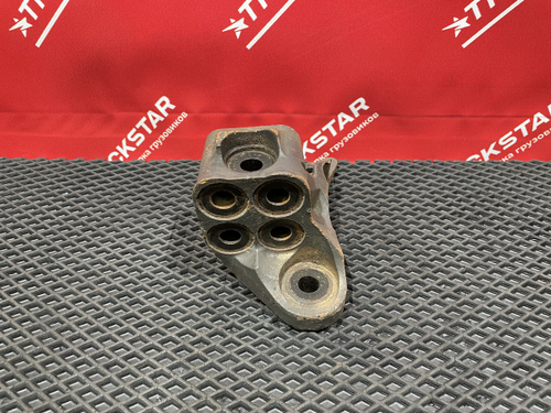 Кронштейн двигателя задний правый