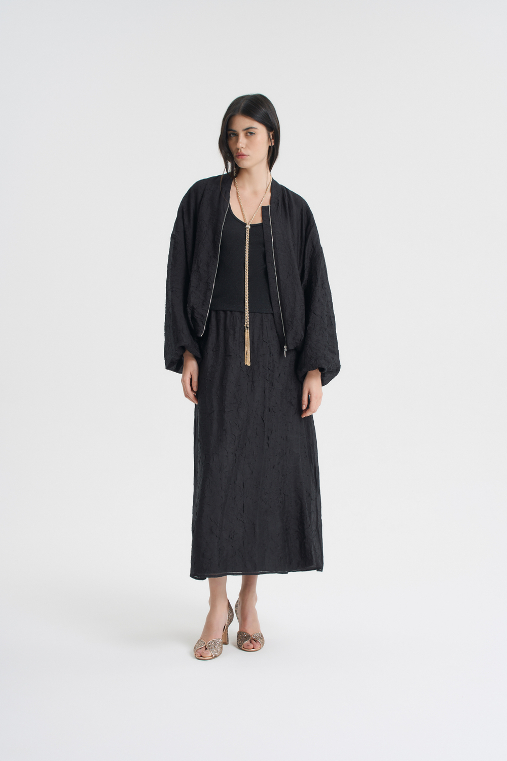 Бомбер из жатой вискозы