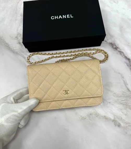 Сумка-кошелек Chanel Wallet On A Chain кремовый