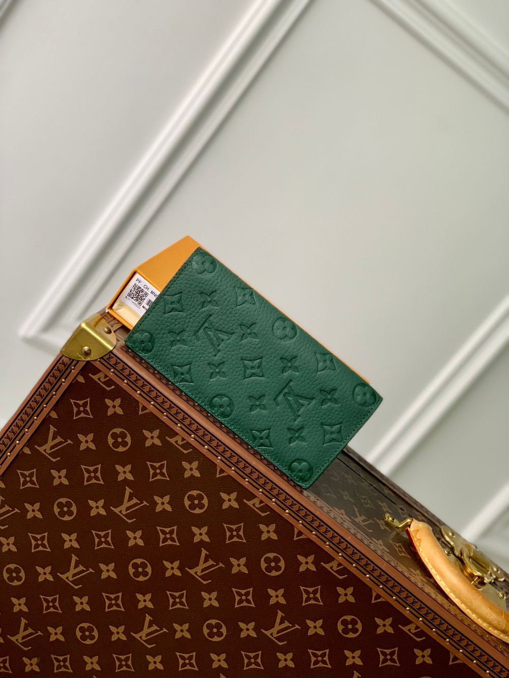 Louis Vuitton Brazza Wallet
