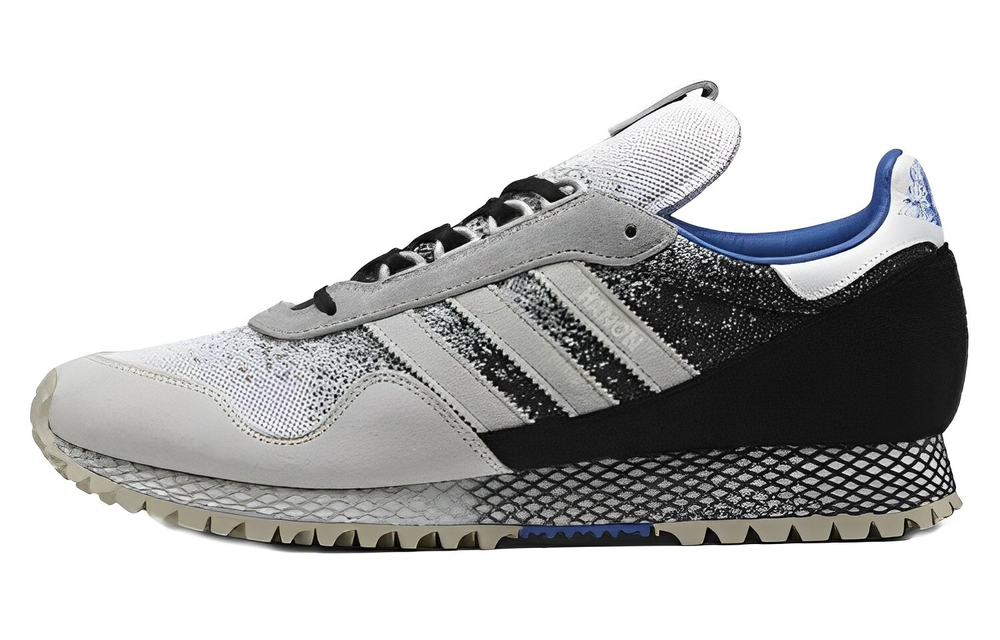 Кроссовки Adidas