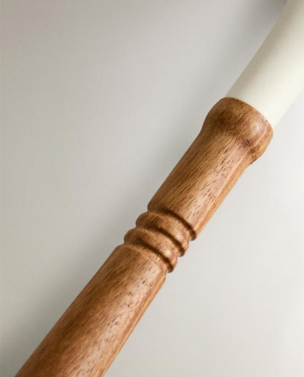 ZARA HOME ПОЛОВНИК ИЗ ДЕРЕВА И СИЛИКОНА, КРЕМОВЫЙ