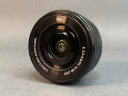 Sony 16-50mm f/3.5-5.6 OSS