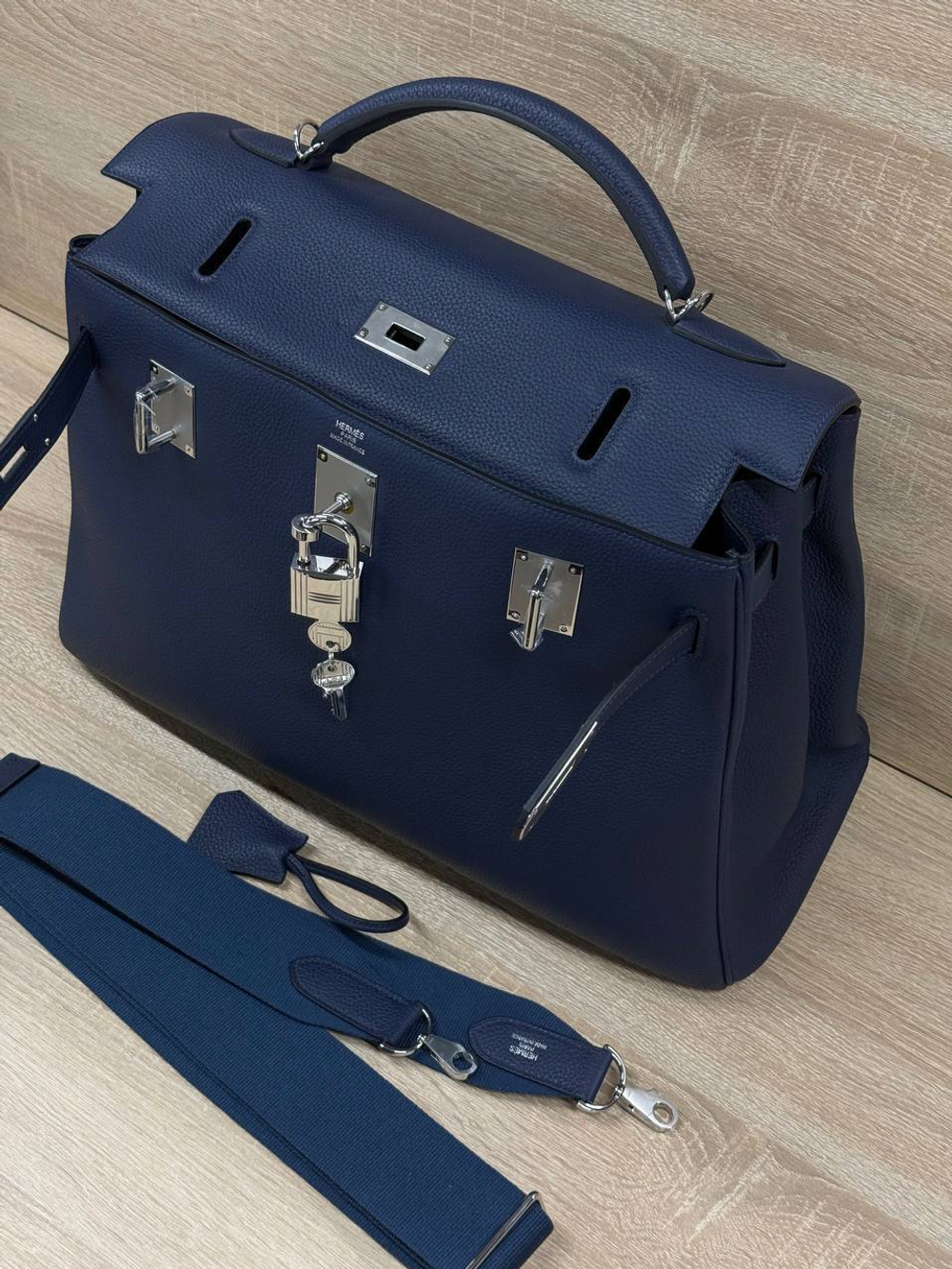 Портфель Hermes