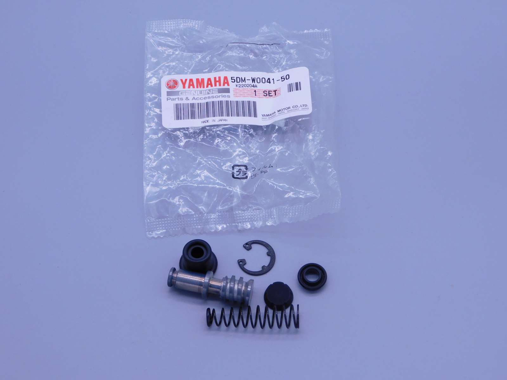 ремкомплект тормозного цилиндра Yamaha FJR1300 BT1100 FZS1000 TDM900 XJR1300 5DM-W0041-50-00