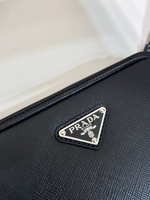 Поясная сумка Prada