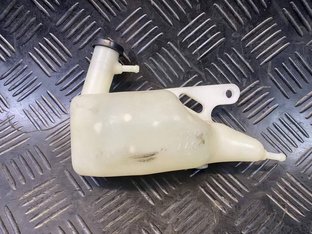 Бачок расширительный Suzuki GSR400 (GK7DA)