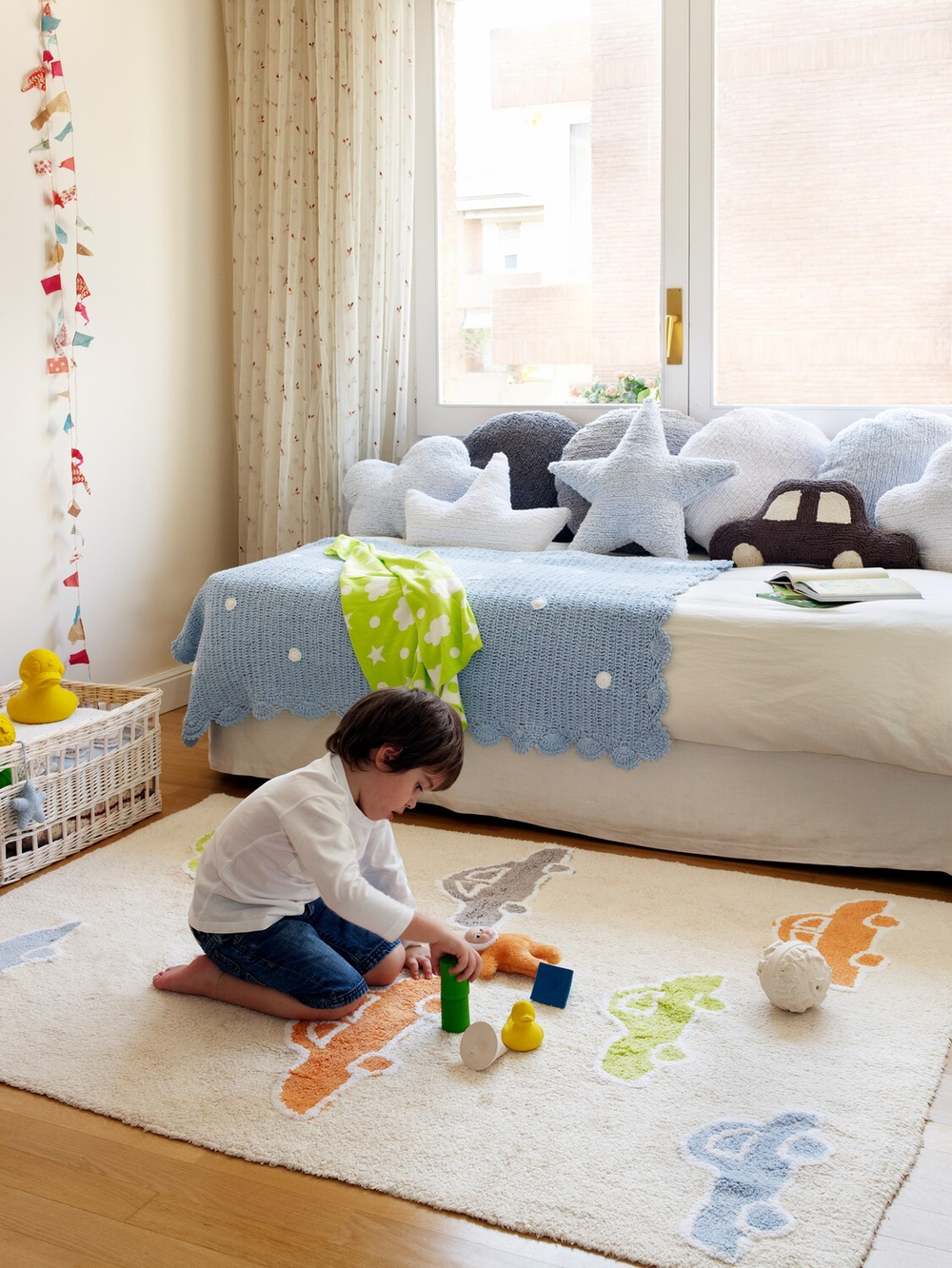 Подушка Lorena Canals Cloud Blue (37 x 50 см)