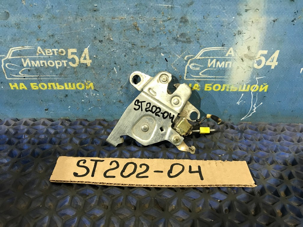 Замок багажника TOYOTA CARINA ED 1994