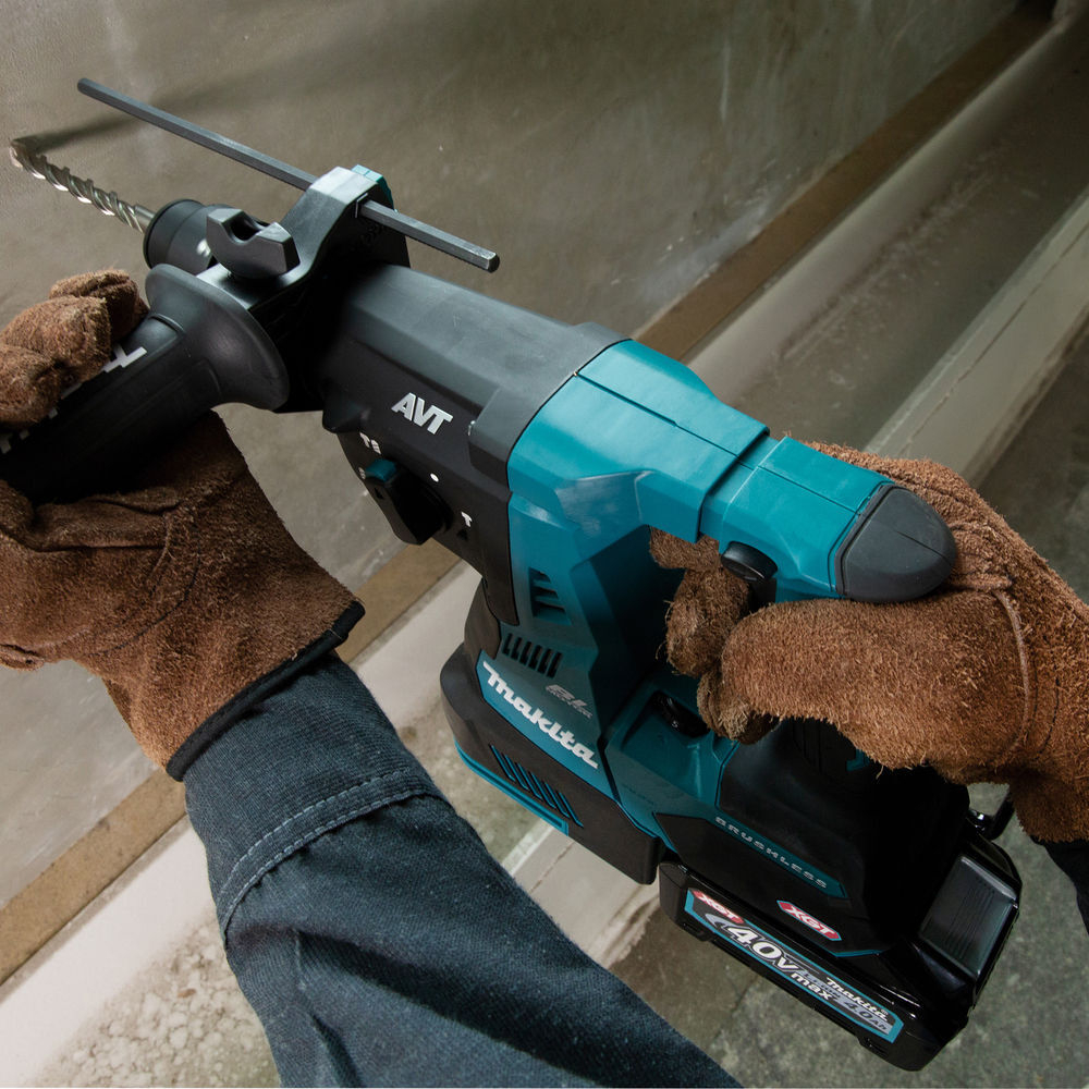 Перфоратор Makita аккумуляторный HR 004 GZ XGT