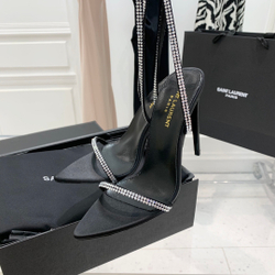 Saint Laurent Pumps