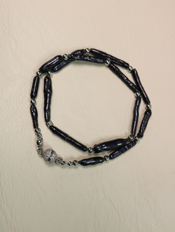 Чокер из черного жемчуга "Чернильный штрих"