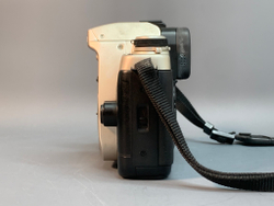 Canon EOS 50E kit 28-80mm f/3.5-5.6 III