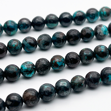 Хризоколла в породе бусины, диаметр около 6,6-6,9 мм, цена за 14-15 шт (1/4 нити)