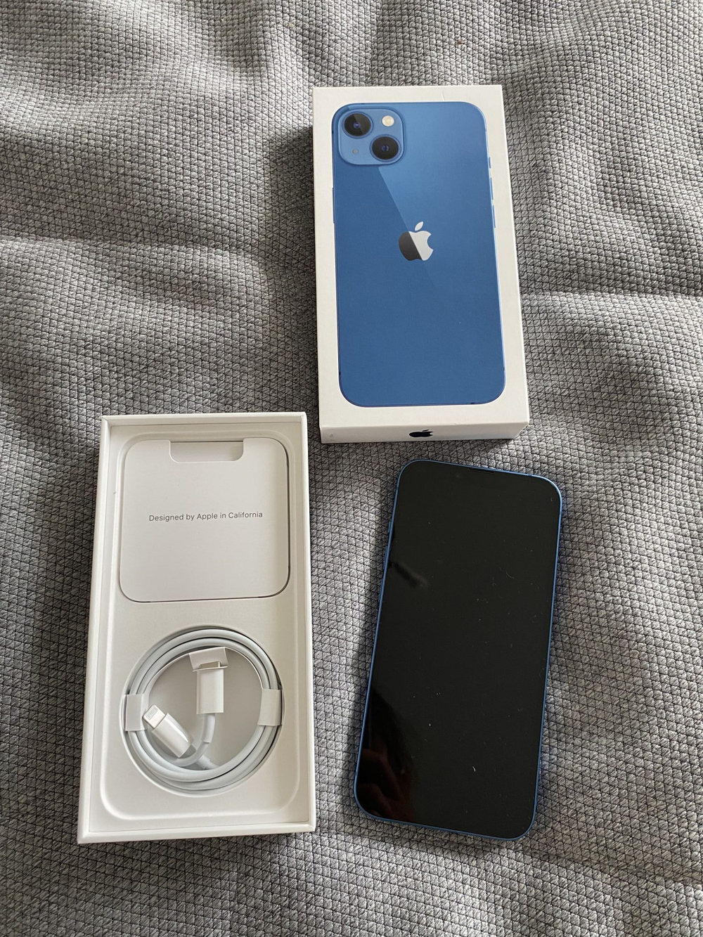 Смартфон Apple iPhone 13 A2631 128Gb Синий MLNG3J/A