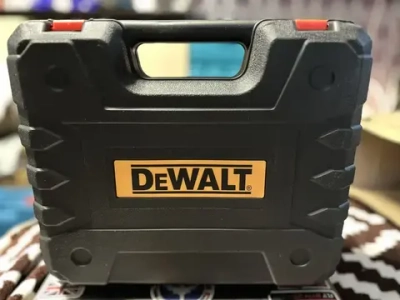 DeWalt Шуруповерт, 36 В, 2 АКБ