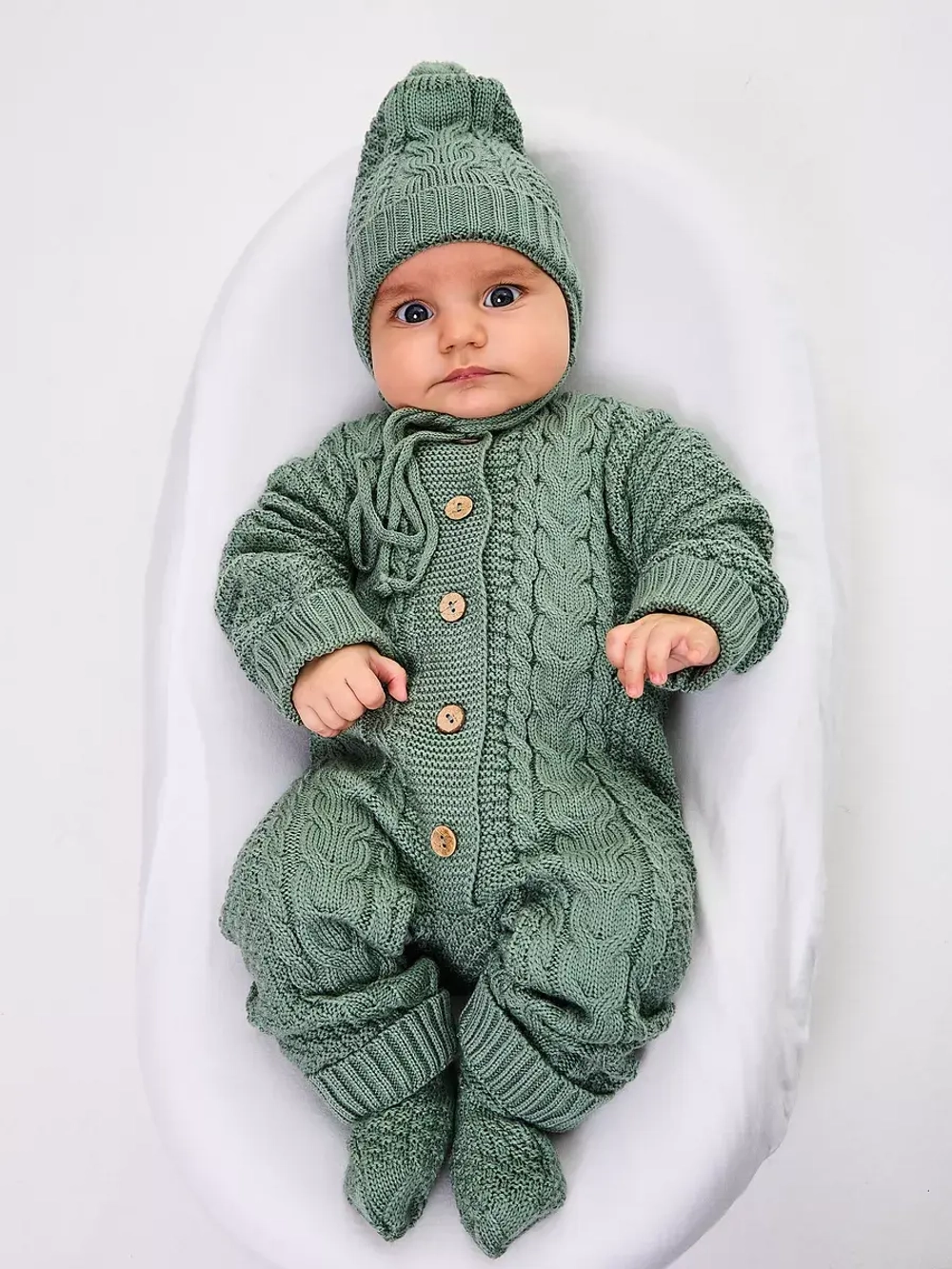 вязаный комбинезон для новорожденных