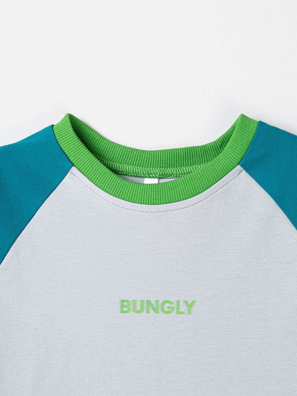 Футболка Колор блок "Пепел/Изумруд"