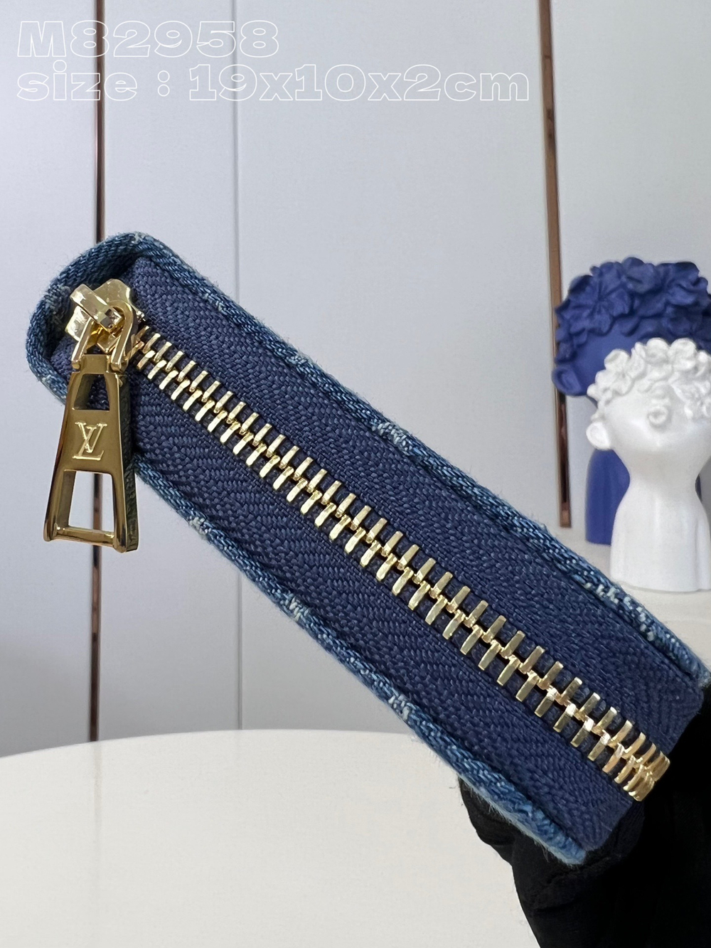 Louis Vuitton Zippy Wallet
