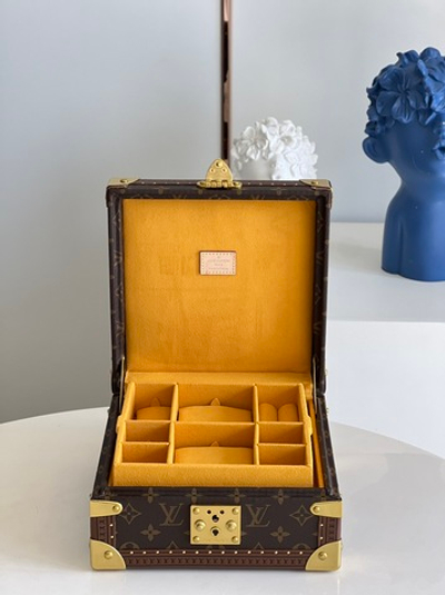 Louis Vuitton Coffret Joaillerie
