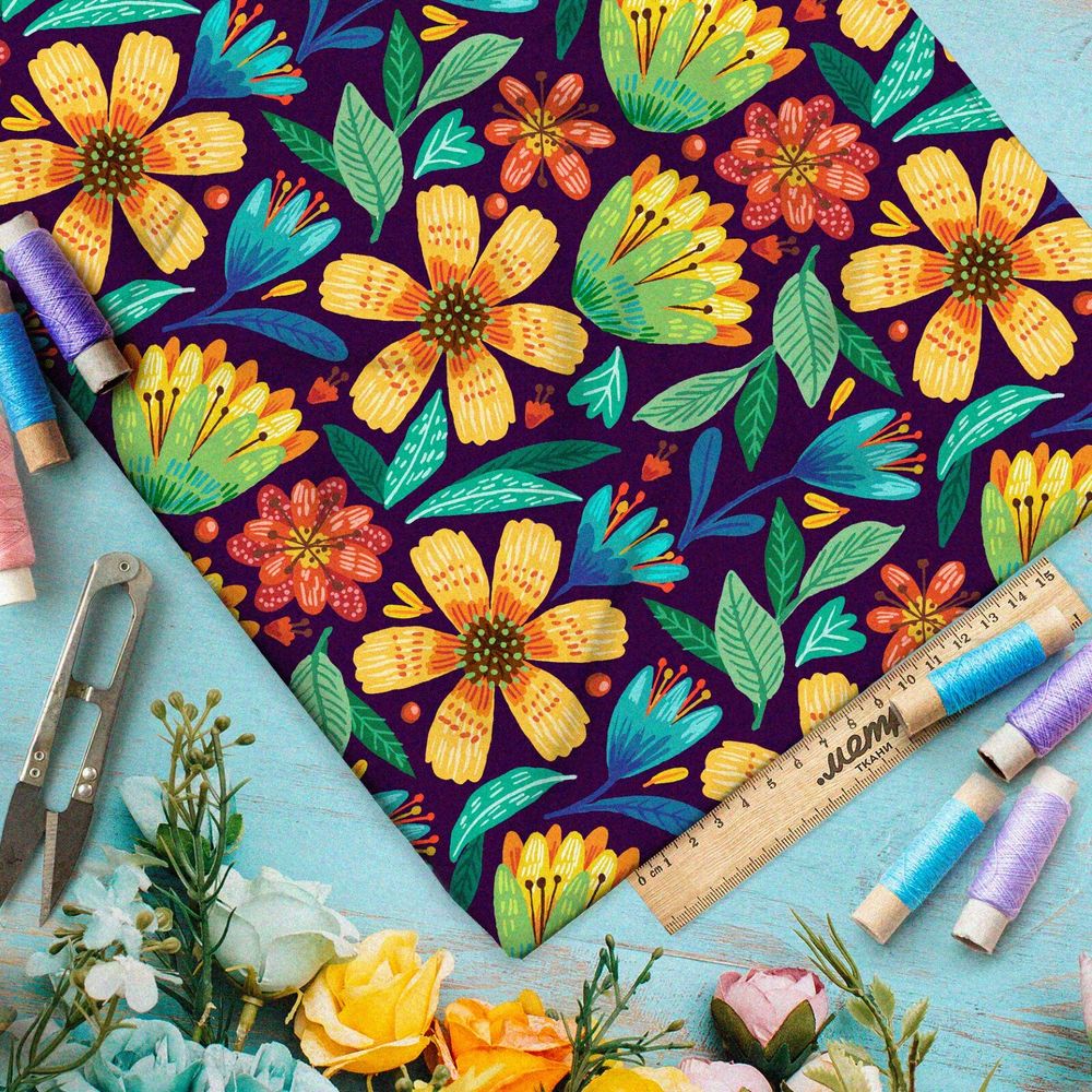 Ткань оксфорд 600 пастельные яркие цветы на фиолетовом фоне