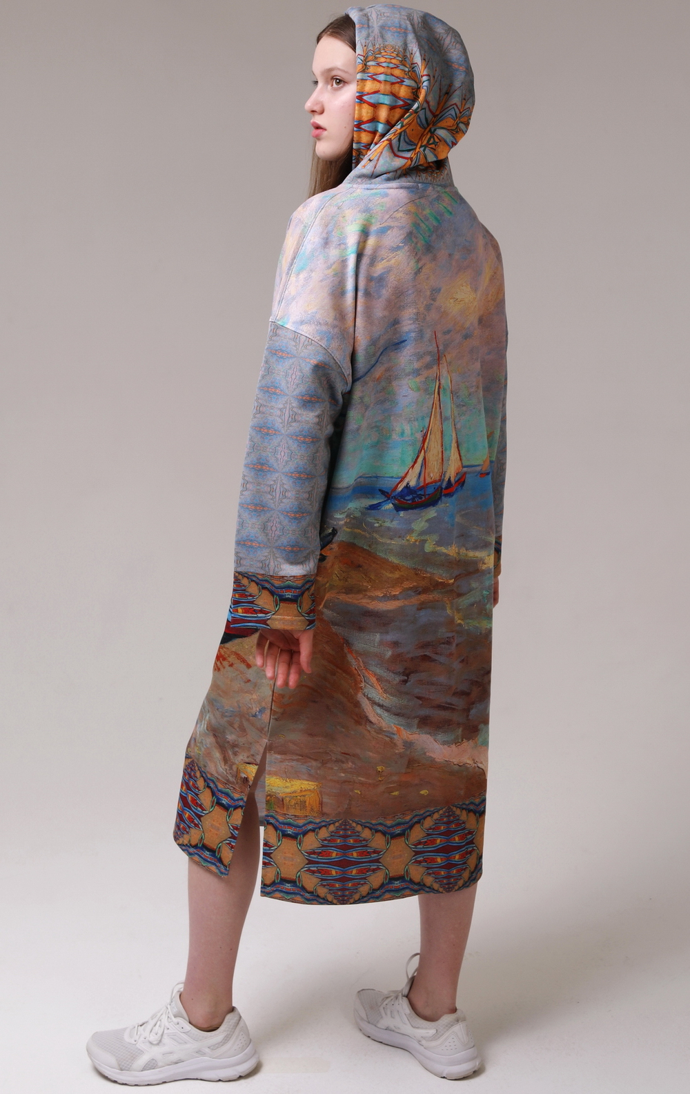 Платье с капюшоном "Рыбацкие лодки Ван Гога"