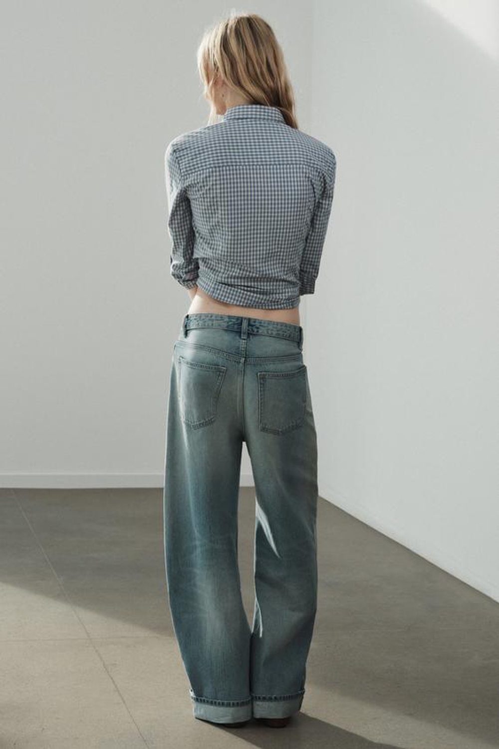 ZARA ДЖИНСЫ TRF BAGGY FOLDED С РАЗРЕЗАМИ, ГОЛУБОЙ