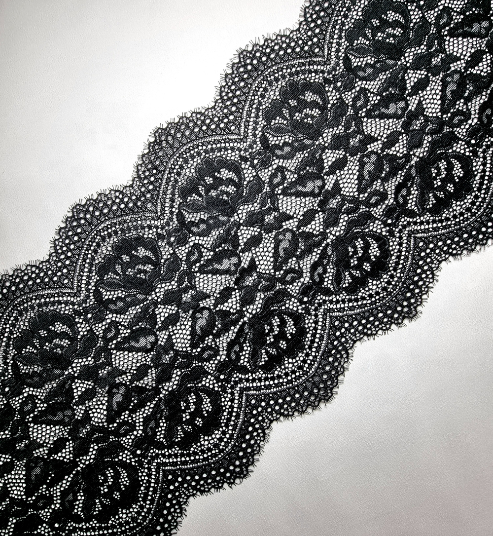 Кружево эластичное чёрное с ресничками К128