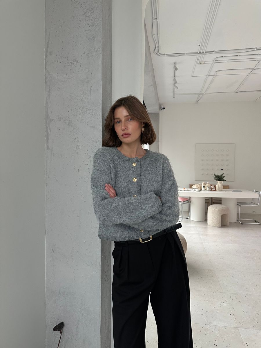 Кардиган с кантом серый