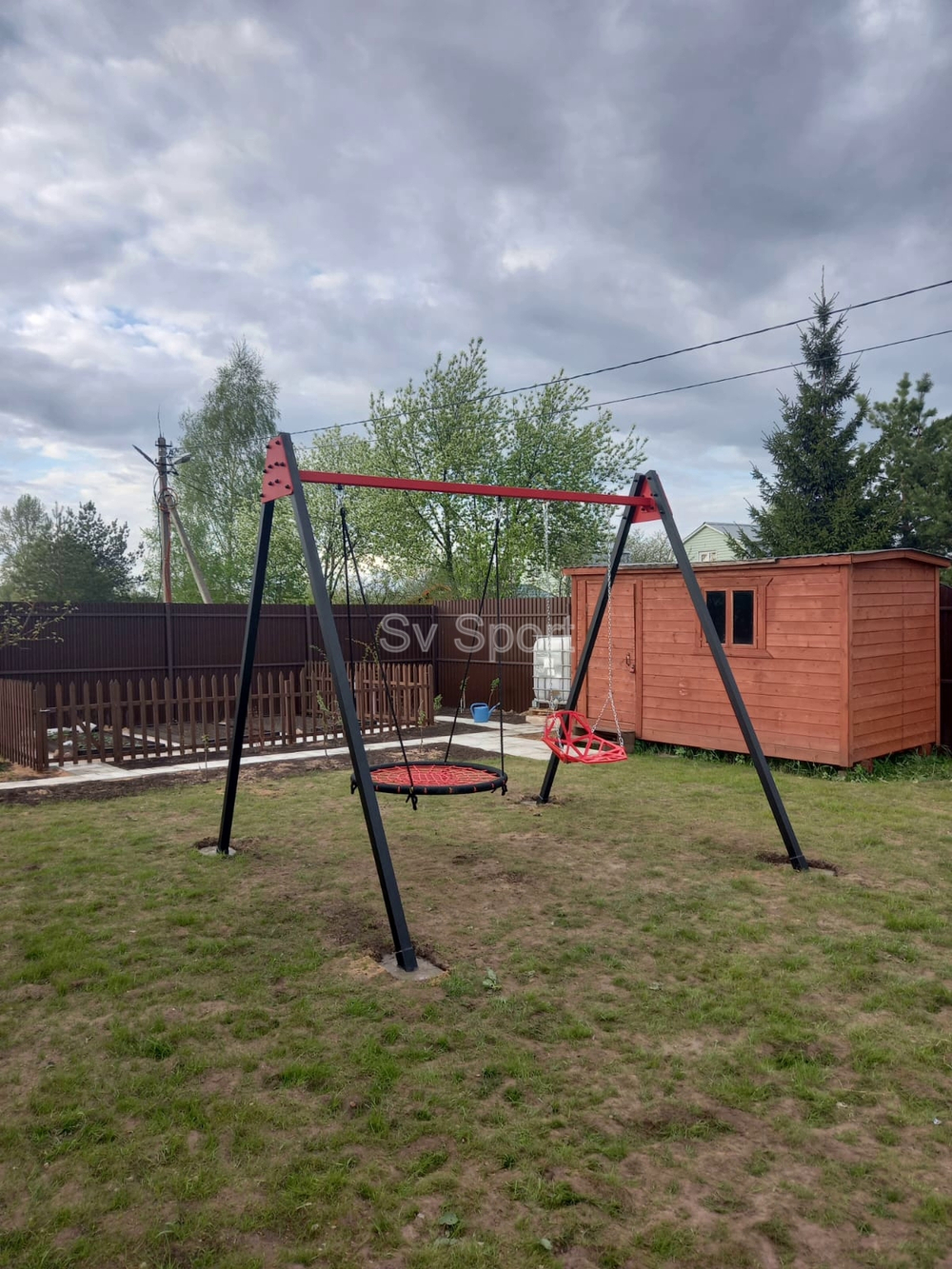 Монтаж уличных качелей Sv Sport