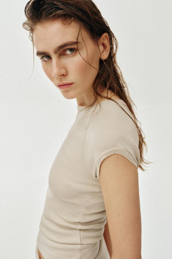 ZARA ФУТБОЛКА С ЭФФЕКТОМ ПОТЕРТОСТИ И РЕГЛАНОМ, БЕЖЕВЫЙ