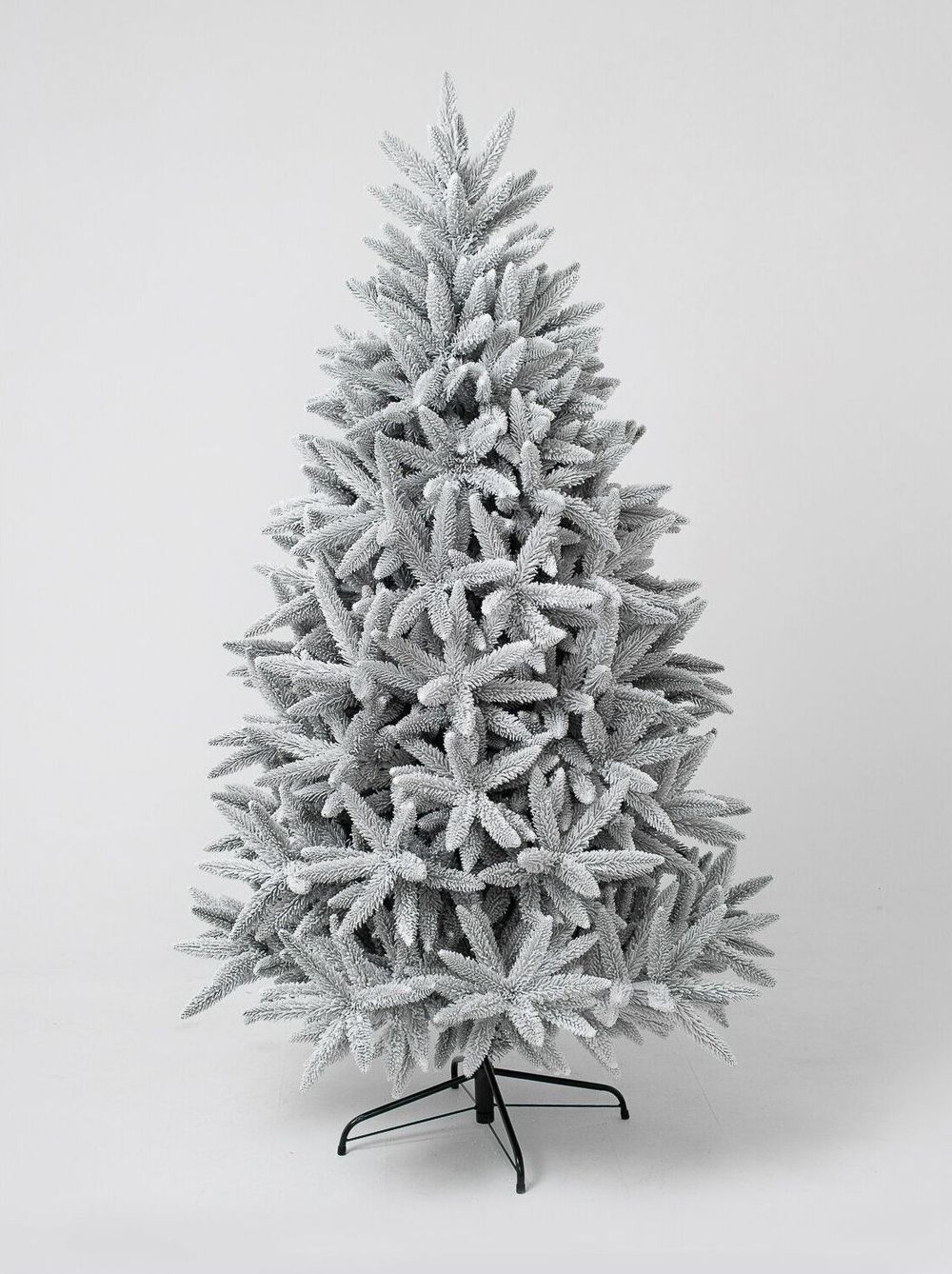 Заснеженная елка «Скандинавия» (Литая хвоя) 180 см / 1,8 м