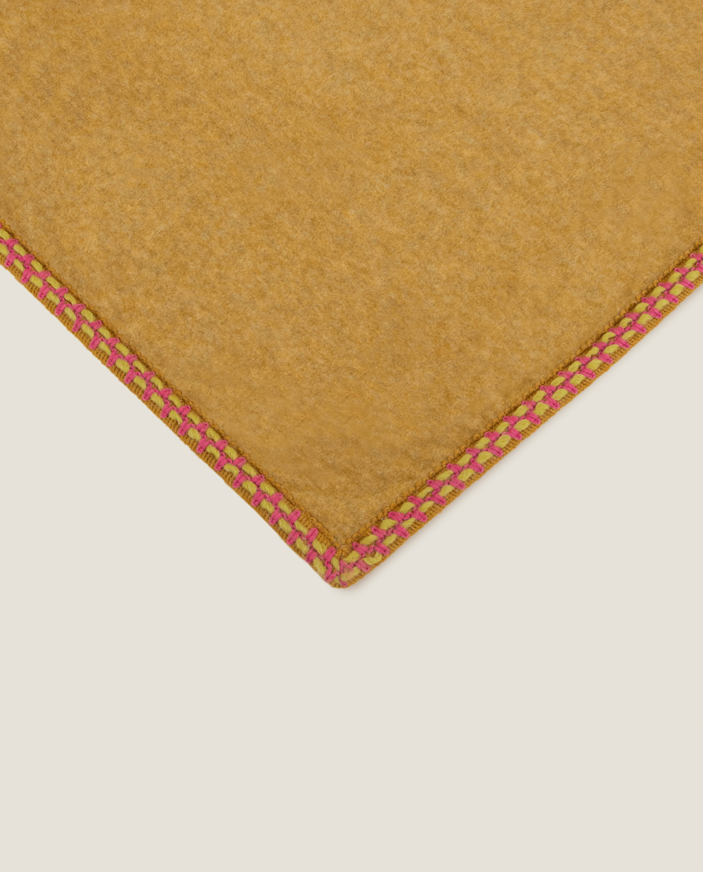 nan Покрывало Frati SOFT BAMBOO ZAFFERANO Frati Home 220x260 Желтый